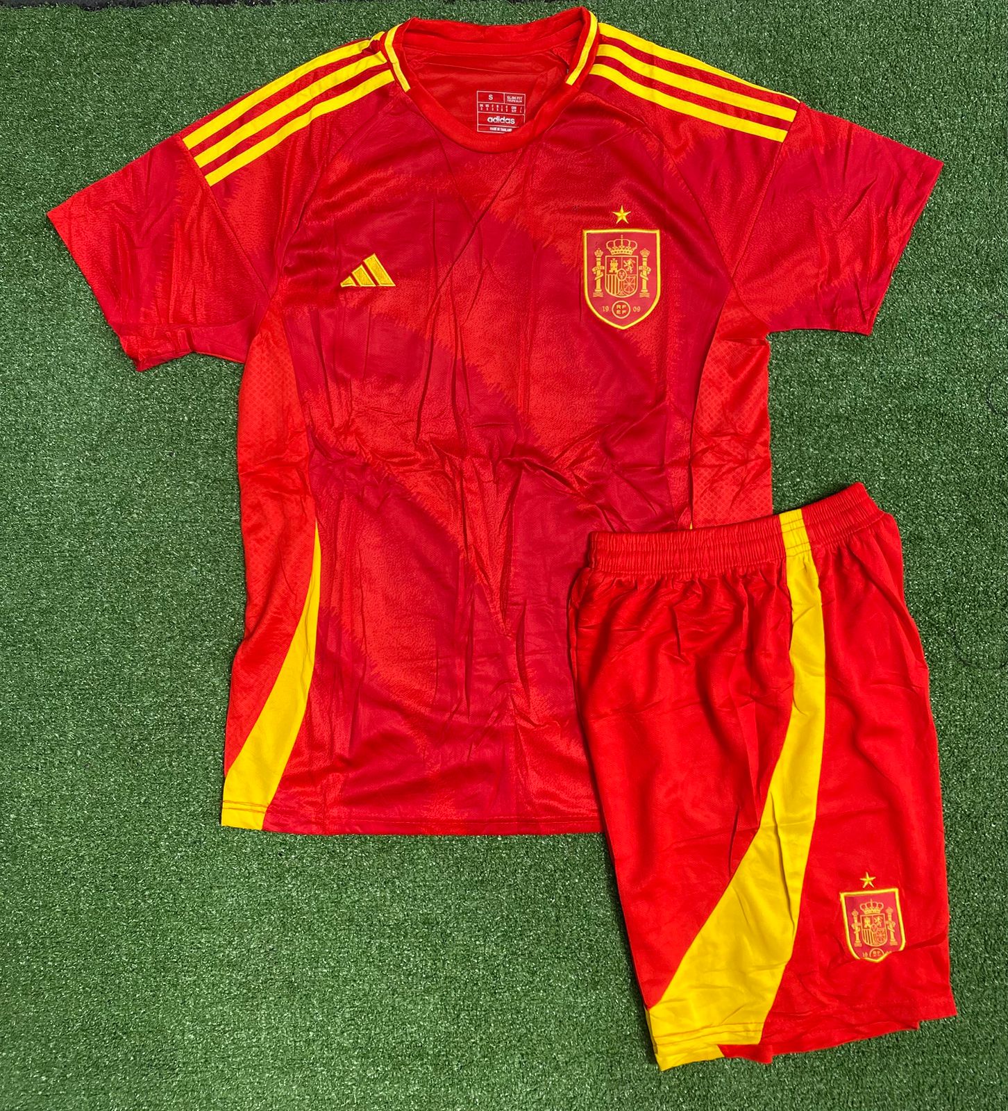 Kit Selección España Edición 2024 – Camiseta & Pantaloneta